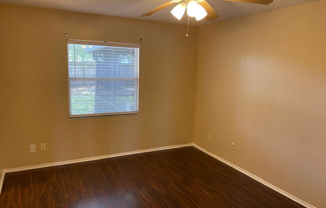 2310 Pebble Ct. in Orangewood Village - Just renovated 3/2