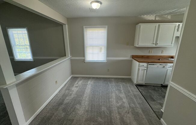 2 Bedroom Condo near Pizza Inn