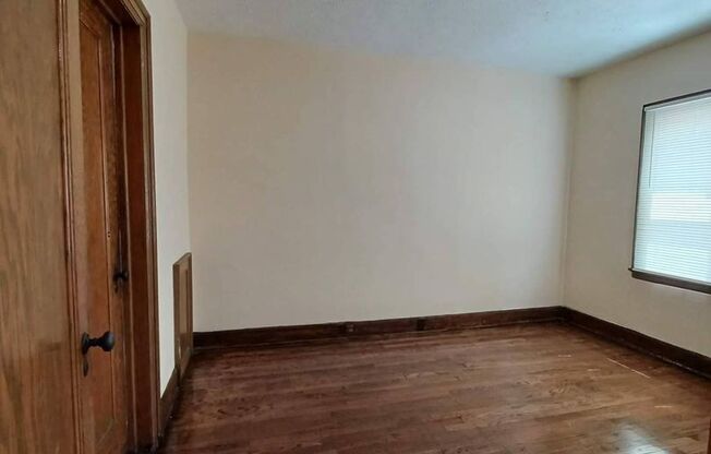 1 bed, 1 bath, 700 sqft, $775