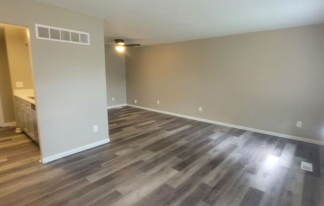 2 beds, 2 baths, $1,599