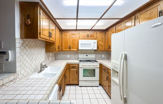 Charming 2bd 2ba condo in Playa Vista !