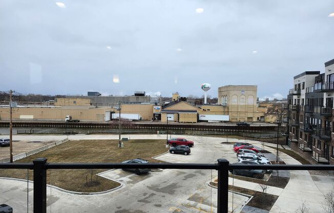 2 beds, 2 baths, 1,028 sqft, $1,675, Unit 314