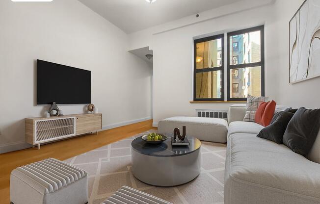 1 bed, 1 bath, $3,595, Unit 2C
