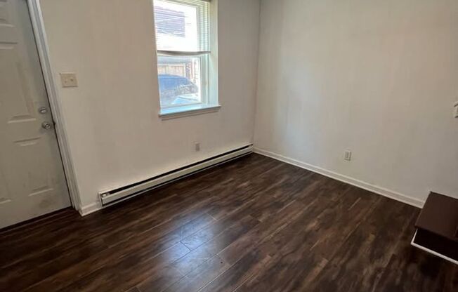 Stunning 2-Bedroom Trinity-Style Home in Fishtown!