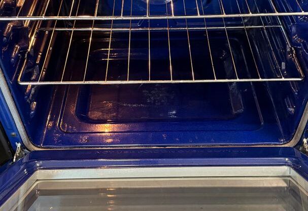 2 beds, 1 bath, 855 sqft, $1,049, Unit 3338-23