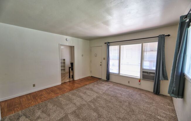 4225 V ST