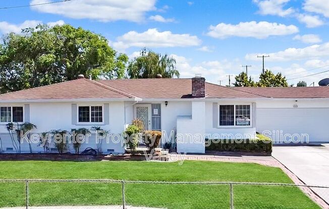 3100 SANTA MARIA AVE