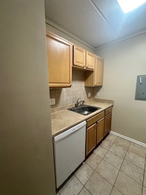 12 16 ELLERY