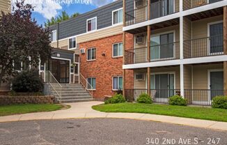340 2nd Ave S