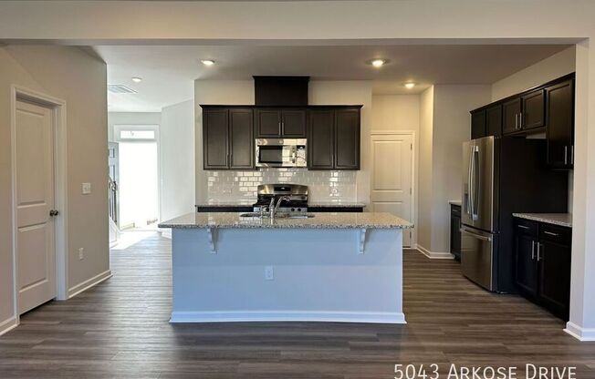 5043 ARKOSE DR