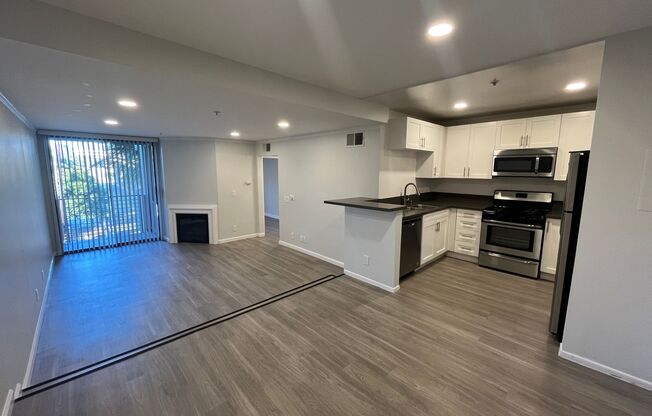 1 bed, 1 bath, 850 sqft, $2,398, Unit 308
