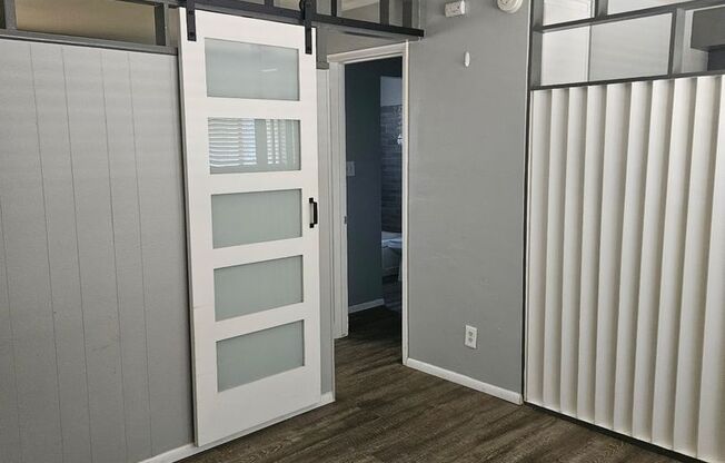 1 BEDROOM AT 3RD AVE/CAMELBACK