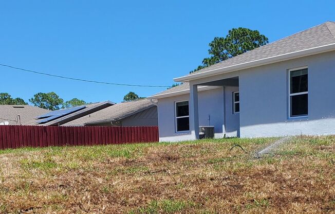 *****STUNNING BRAND NEW 4/2 HOME IN PALM BAY