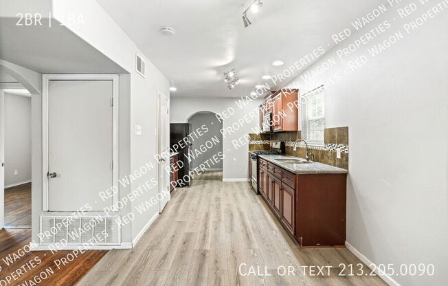1336 W RIDGEWOOD CT