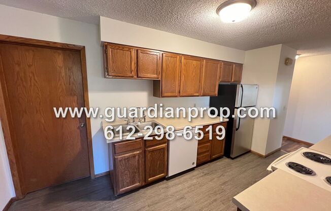 2 beds, 1 bath, 1,200 sqft, $1,450, Unit #4