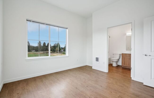 2 beds, 2 baths, 982 sqft, $2,024, Unit 80