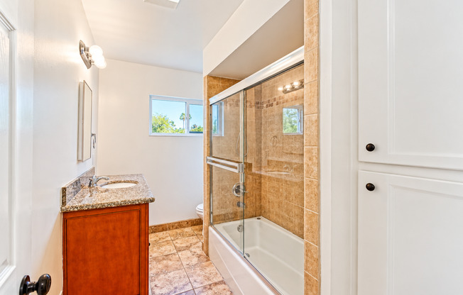 1 bed, 1 bath, 600 sqft, $2,295, Unit 3703