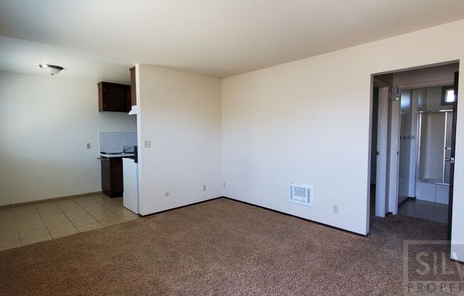Comfortable upstairs apartment space
