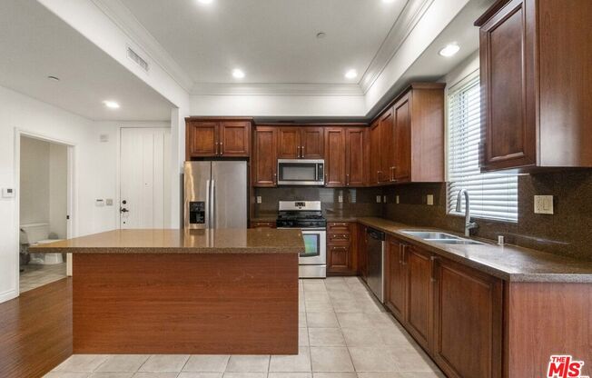 10765 Wilkins Ave Apt 3