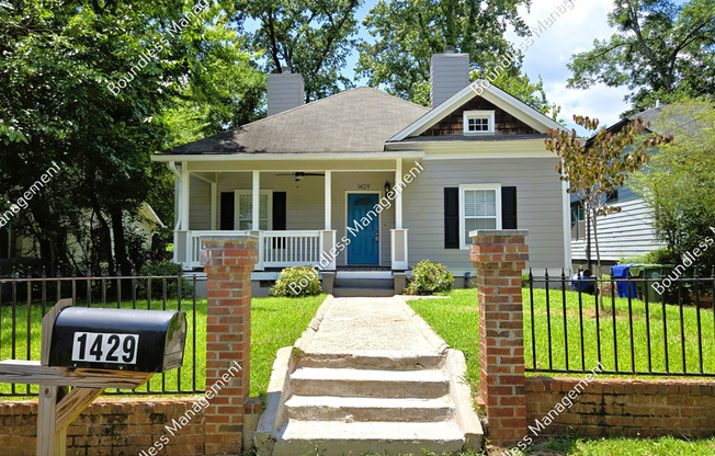 1429 BEATIE AVE SW
