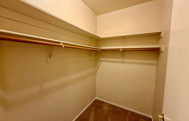 2 beds, 2 baths, $1,495, Unit # 136