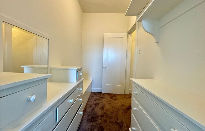 Studio, 1 bath, $1,495