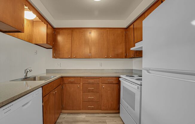 2 beds, 1.5 baths, 1,050 sqft, $2,049, Unit 214-774C