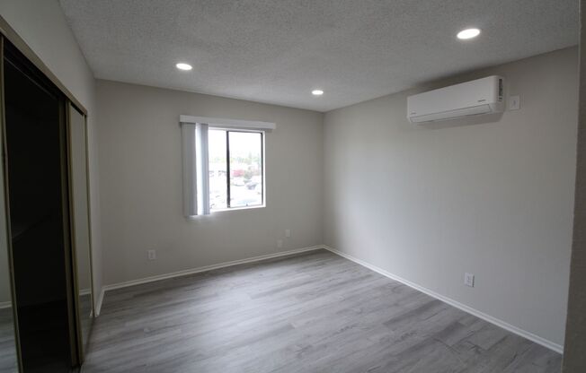 2 beds, 1 bath, 850 sqft, $2,375, Unit 7543-206
