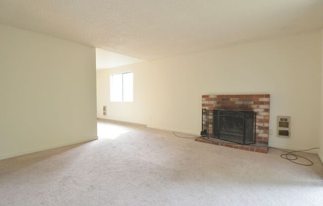 3103-3109 SE 6th