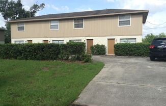 2 Bed/2 Bath Townhouse Very Close to UCF!