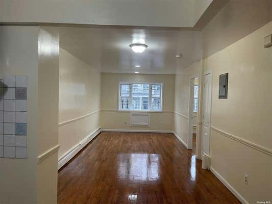 3 beds, 1 bath, 1,000 sqft, $3,464