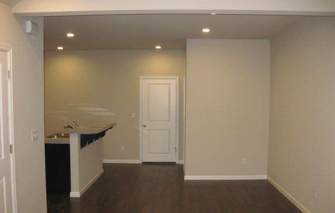 Spacious 3-Bedroom, 2.5-Bath Townhome in Sherwood!