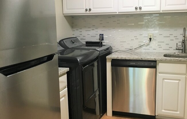 1 bed, 1 bath, $1,565, Unit Unit T2