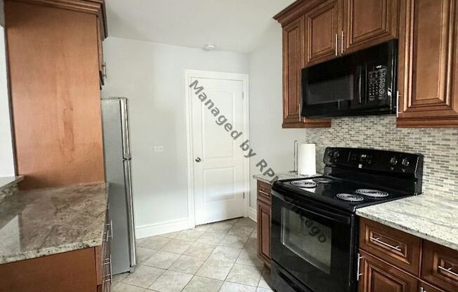 1420 N Harlem Avenue #E, River Forest, IL 60305