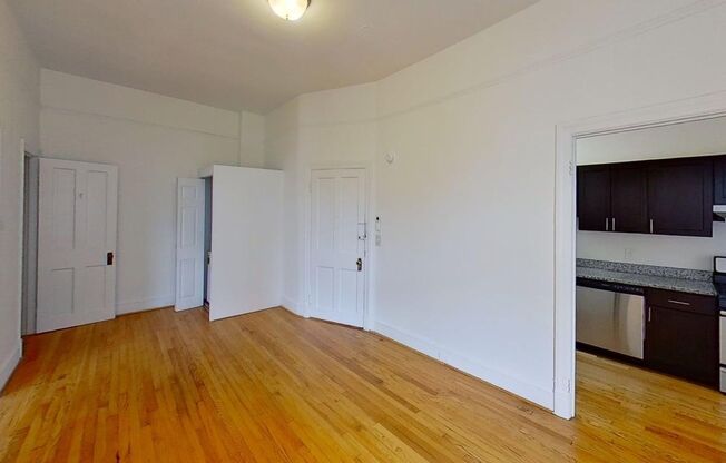 1 bed, 1 bath, 450 sqft, $1,329, Unit 109-3B
