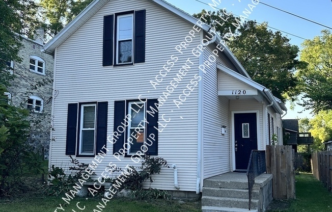 1120 3 ST NW
