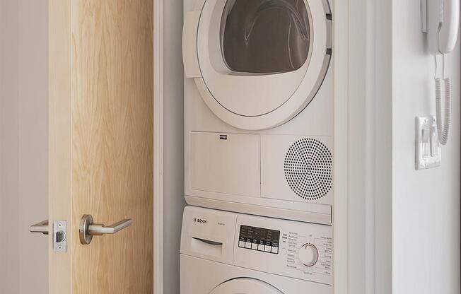 Studio, 1 bath, $3,611, Unit 24K