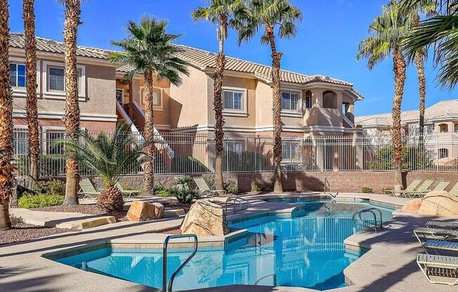 GATED SUMMERLIN CONDO!!