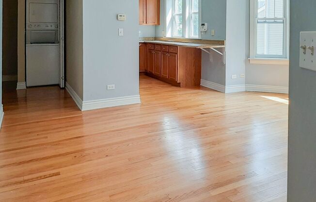 1 bed, 1 bath, 783 sqft, $2,350, Unit 4867-2E