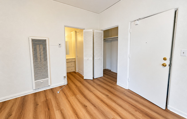 Studio, 1 bath, 500 sqft, $1,550, Unit 308