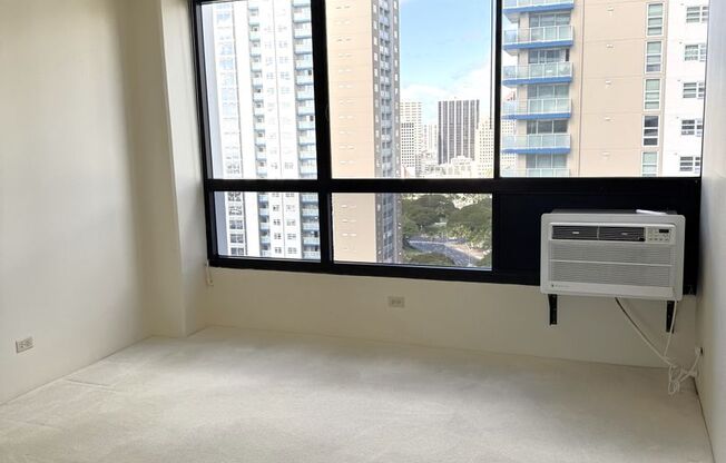 1 bed, 1 bath, $2,000, Unit 2907