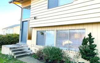 1615 TRENTON AVE
