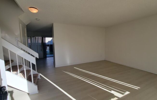 3BD/1.5BA Condo in Oceanside!