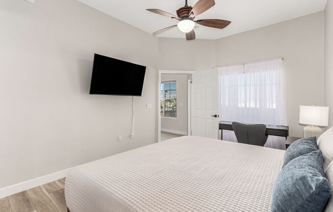 2 beds, 2 baths, $1,750, Unit # 2233