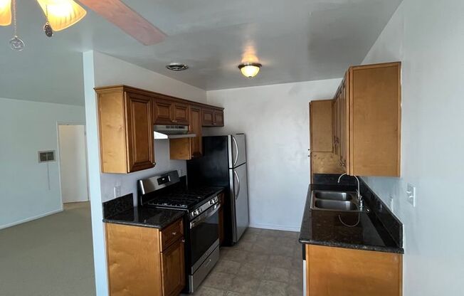 1 bed, 1 bath, 694 sqft, $3,600, Unit 17020- 15