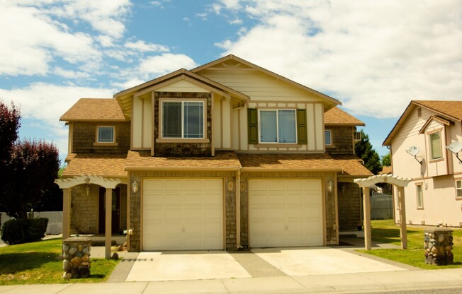 2101 N Yellowstone