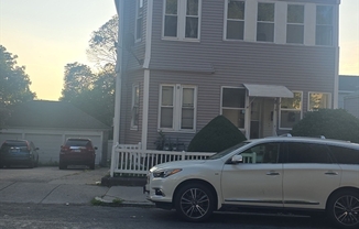 8 RODNEY ST