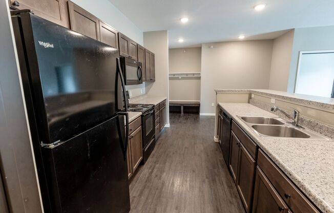 2 beds, 2 baths, 1,179 sqft, $1,375, Unit 3500-307