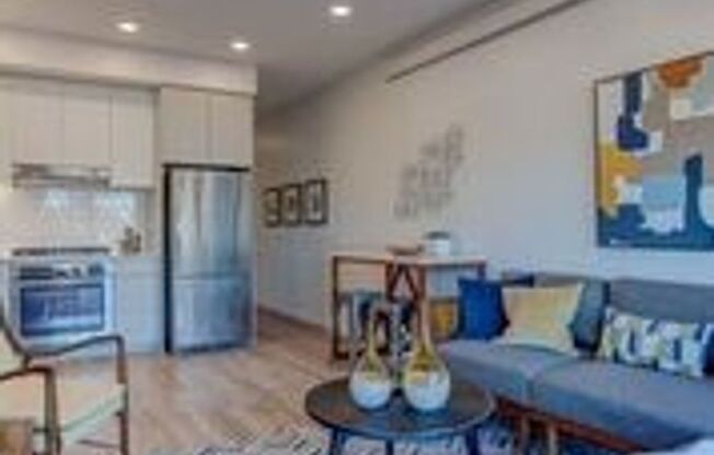 1 bed, 1 bath, 560 sqft, $1,495, Unit 304