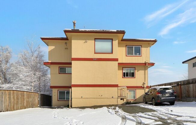 341 E 2nd Court
